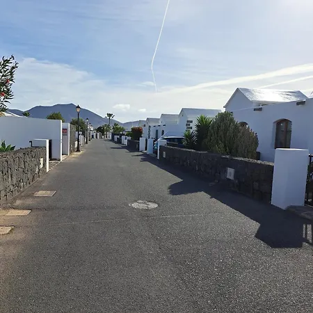 فيلة De La Paz *