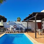 De La Paz Villa Playa Blanca (Lanzarote)