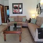 Villa De La Paz *