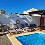 De La Paz * Playa Blanca (Lanzarote)