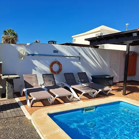 De La Paz Villa Playa Blanca